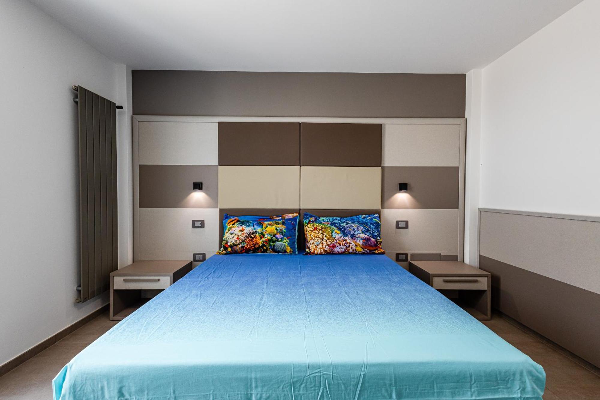 La Collina Di Montegrappa - Suites With Heated Private Pool - Suites With Shared Pool Tuglie Kültér fotó