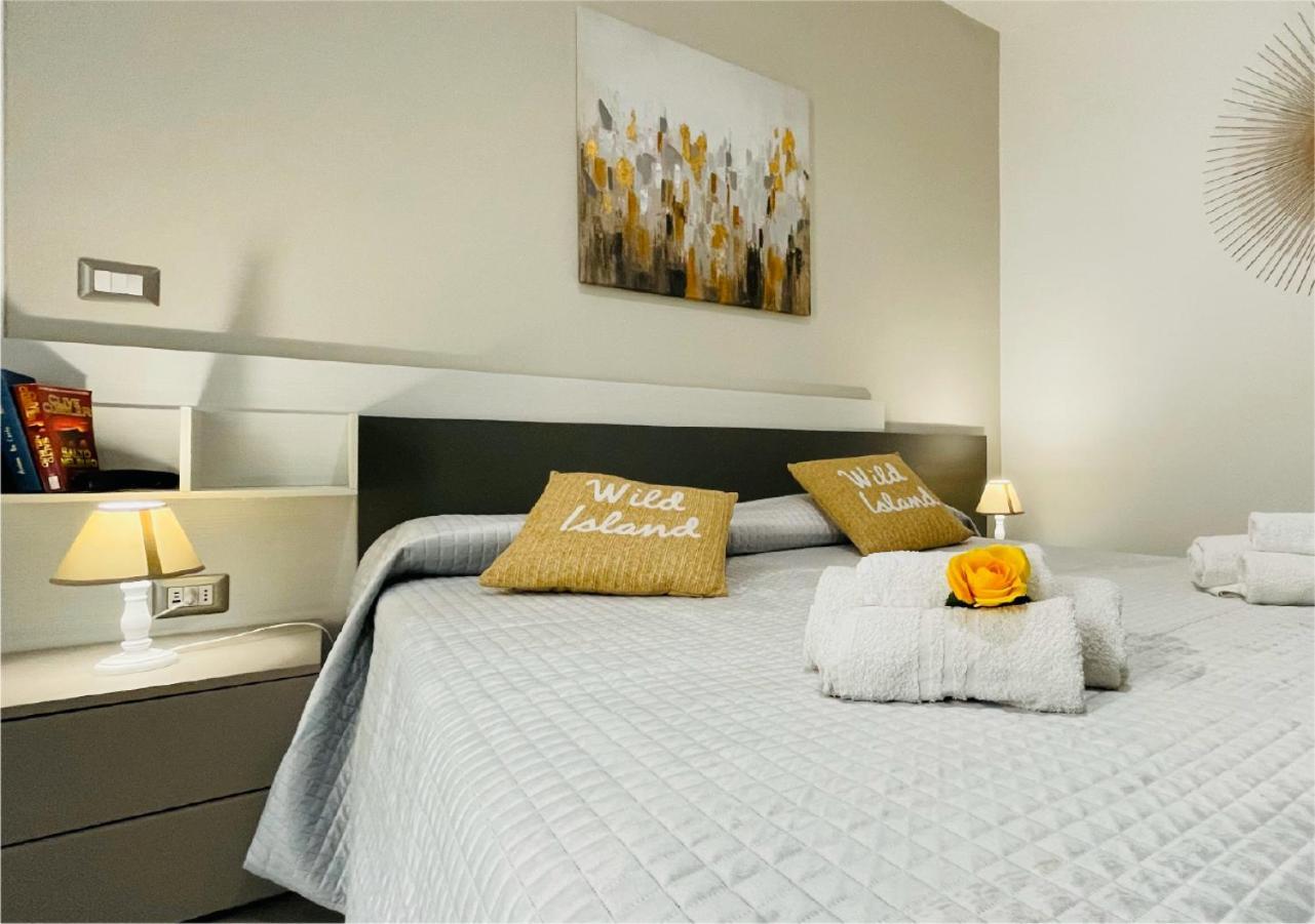 La Collina Di Montegrappa - Suites With Heated Private Pool - Suites With Shared Pool Tuglie Kültér fotó